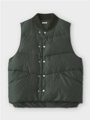 PHIGVEL（フィグベル）　MOUNTAINEER DOWN VEST