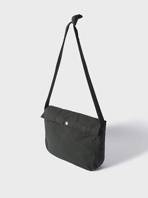 PHIGVEL（フィグベル）　NEWSPAPER BAG (SMALL)